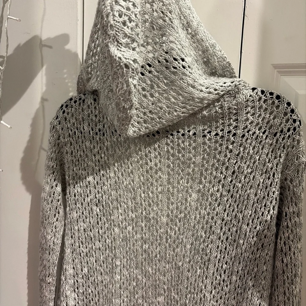 Abercrombie & Fitch Light Gray Open-Knit Women's Cardigan